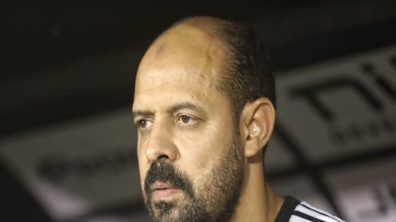 بيراميدز يخشى انتفاضة التغيير في المصري بقيادة عماد النحاس